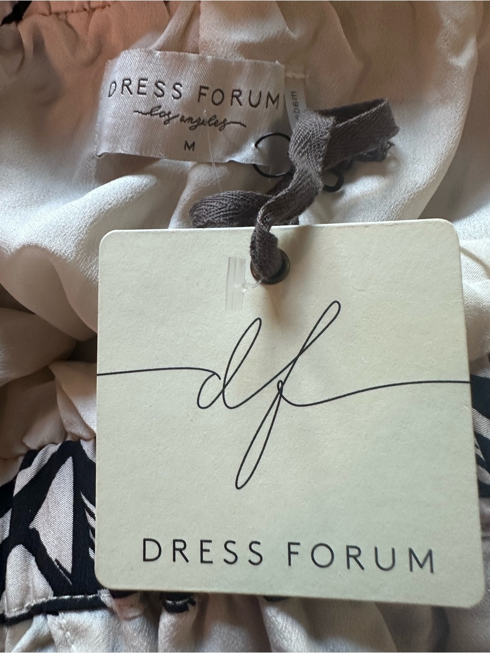 NWT Dress Forum Beige Maxi Dress with Black Botanical Print SIZE M - Picture 6 of 6
